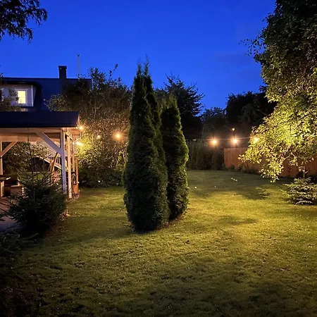 Puhkemaja 3br Family With Huge Garden&free Parking Tallinn