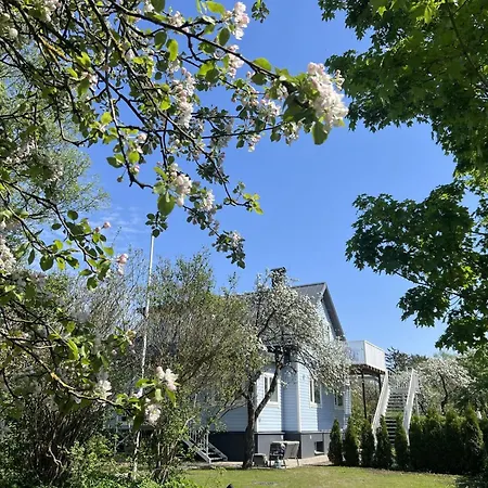 3br Family With Huge Garden&free Parking Reval