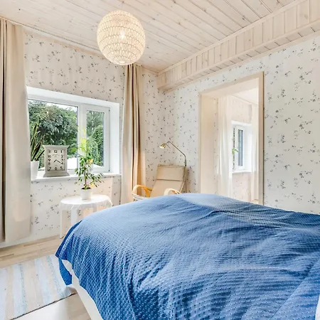Puhkemaja 3br Family With Huge Garden&free Parking