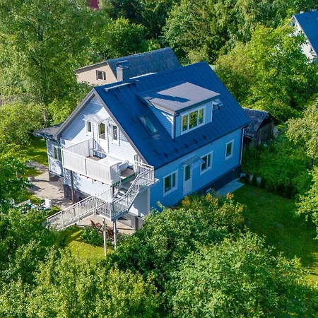 Puhkemaja 3br Family With Huge Garden&free Parking *
